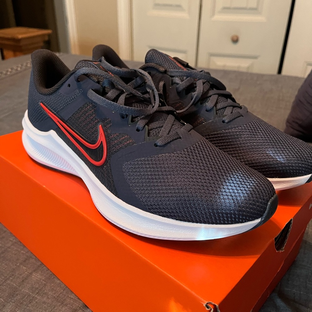 Nike Nightshifter